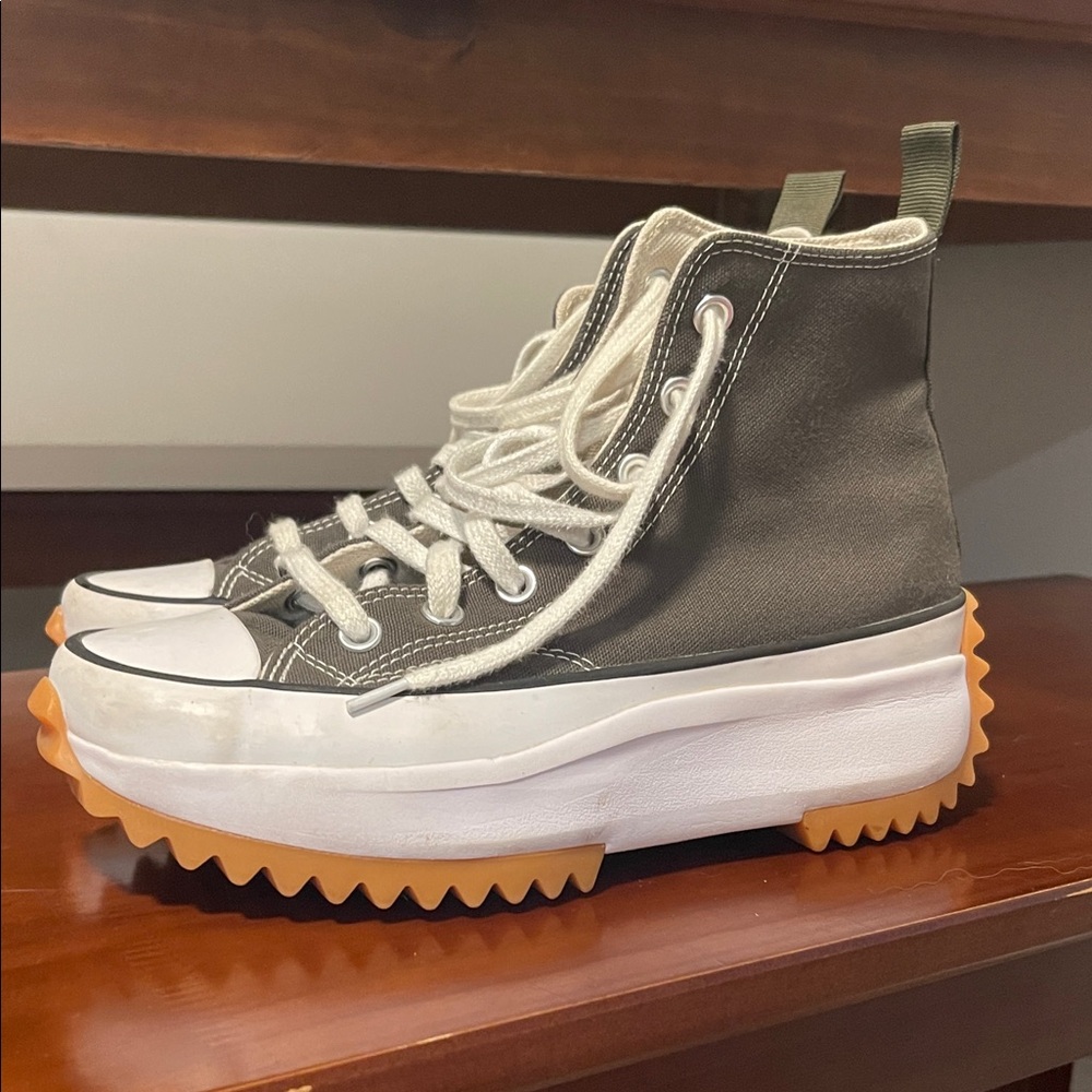 Stylish High-Top Sneakers with Orange Accents